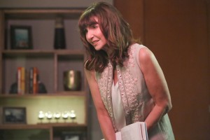 Mary Steenburgen as Gail on Season 2 of THE LAST MAN ON EARTH | © 2016 Noah Schutz/FOX