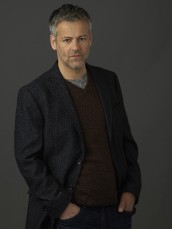 Rupert Graves in THE FAMILY | ©2016 ABC/Bob D'Amico