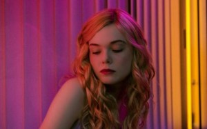 THE NEON DEMON | ©2016 Broad Green Pictures