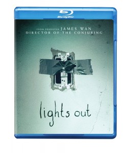 LIGHTS OUT | © 2016 Warner Home Video