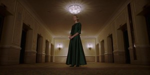 Yvonne Strahovski in THE HANDMAIDS TALE | © 2017 Hulu