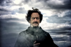 Denis O'Hare stars as Edgar Allen Poe in AMERICAN MASTERS - EDGAR ALLEN POE: BURIED ALIVE | © 2017 PBS