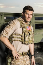 David Boreanaz is Jason Hayes in SEAL TEAM - Season 1 | ©2017 CBS Broadcasting, Inc. All Rights Reserved/Cliff Lipson