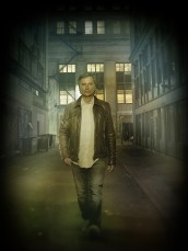 Robert Carlyle in ONCE UPON A TIME - Season 7 | ©2017 ABC/Craig Sjodin