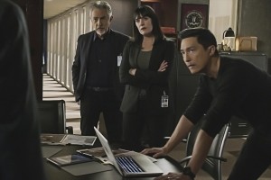 Joe Mantegna, Paget Brewster, Daniel Henney in CRIMINAL MINDS – Season 13 – “Ex Parte” - © 2017 CBS Broadcasting/All Rights Reserved