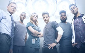 Bruce Greenwood, Shaunette Renée Wilson, Emily VanCamp, Matt Czuchry, Malcolm-Jamal Warner and Manish Dayal in THE RESIDENT - Season 2 - "Stupid Things in the Name of Sex" | ©2019 Fox/Miranda Penn Turin