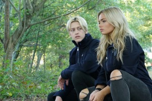 Percy Hynes White and Natalie Alyn Lind in THE GIFTED - Season 2 - "eneMy of My eneMy" | ©2018 Fox/Annette Brown