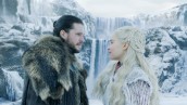 Kit Harington and Emilia Clarke in GAME OF THRONES - Season 8 - "Winterfell" | ©2019 HBO