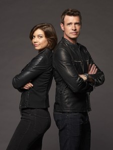 Lauren Cohan as Francesca "Frankie" Trowbridge, and Scott Foley as Will Chase in WHISKEY CAVALIER - Season 1 | ©2019 ABC/Craig Sjodin