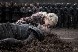 Iain Glen and Emilia Clarke in GAME OF THRONES - Season 8 - "The Last of the Starks" | ©2019 HBO/Helen Sloan