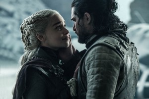 Emilia Clarke, Kit Harington in GAME OF THRONES - Season 8 - "The Iron Throne" | ©2019 HBO/Helen Sloan