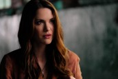 Danneel Ackles as Anael in SUPERNATURAL - Season 14 - "Stranger in a Strange Land"| © 2018 The CW Network, LLC/Bettina Strauss