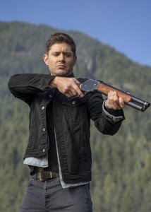 Jensen Ackles as Dean in SUPERNATURAL - Season 15 - "The Trap" | ©2020 The CW Network, LLC. All Rights Reserved/Colin Bentley