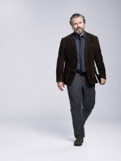 Tyler Labine as Dr. Iggy Frome in NEW AMSTERDAM - Season 1 | ©2020 NBCUniversal/Jeff Riedel