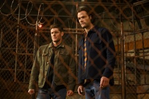 Jensen Ackles as Dean and Jared Padalecki as Sam in SUPERNATURAL - Season 15 - "The Heroes' Journey" | ©2020 The CW Network, LLC. All Rights Reserved/Diyah Pera
