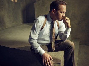 Peter Sarsgaard as Det. David Russell in INTERROGATION - Season 1| ©2019 CBS Interactive/James Dimmock