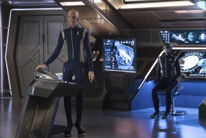 Doug Jones as Lieutenant Saru; Sara Mitich as Airiam in STAR TREK: DISCOVERY - Season 1 - "Magic to Make The Sanest Man Go Mad" | ©2017 CBS Interactive/Michael Gibson