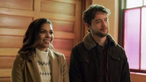 Jennifer Freeman and Johnny Pacar in the ION Television Holiday movie BEAUS OF HOLLY | ©2020 ION Television