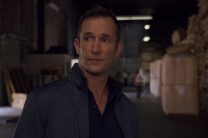Noah Wyle in LEVERAGE: REDEMPTION | ©2021 Electric Entertainment