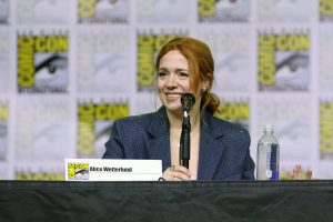Alice Wetterlund at the COMIC-CON INTERNATIONAL: SAN DIEGO 2025 for Season 4 of RESIDENT ALIEN | ©2025 USA Network/David Yeh